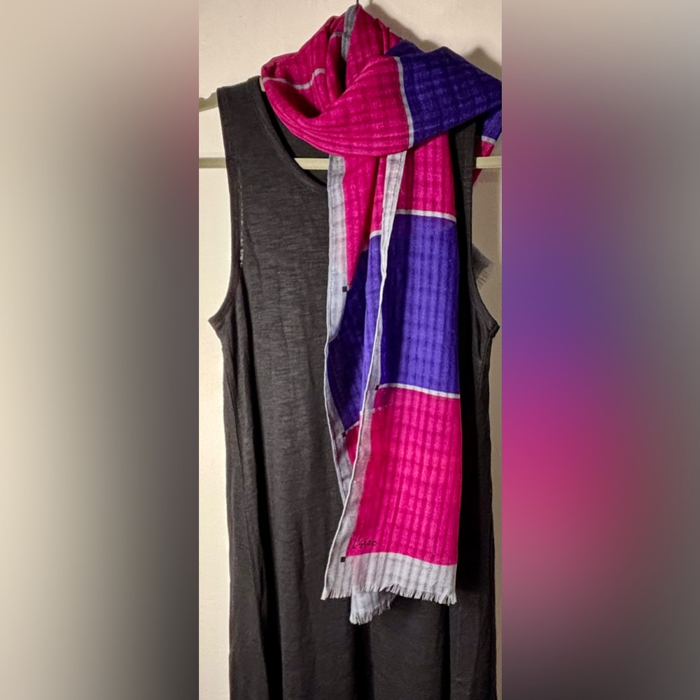 VERA NEUMANN Vintage Wool Scarf Pink Purple Block